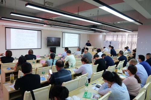 筑牢誠信基石，守護舌尖安全——襄陽中小企業(yè)誠信教育暨食品企業(yè)誠信體系建設培訓會順利召開